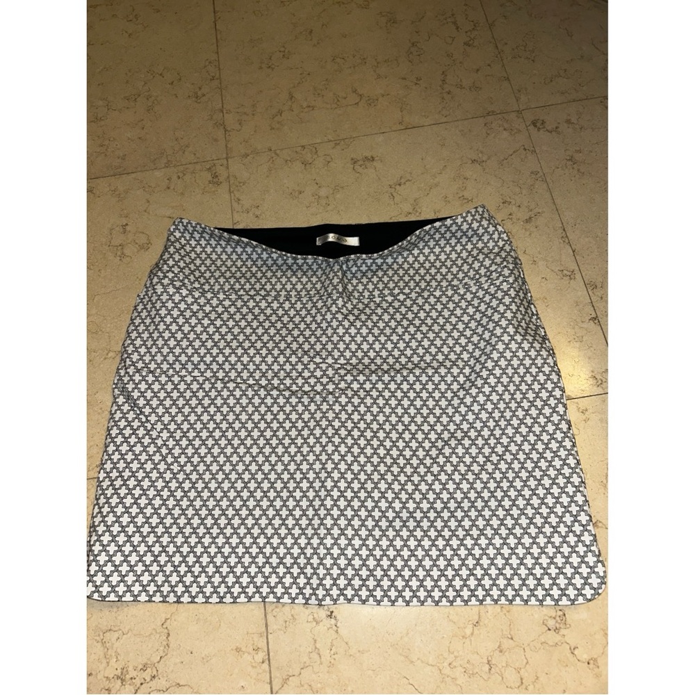 SC&CO: Elegant Black and White Patterned Skirt